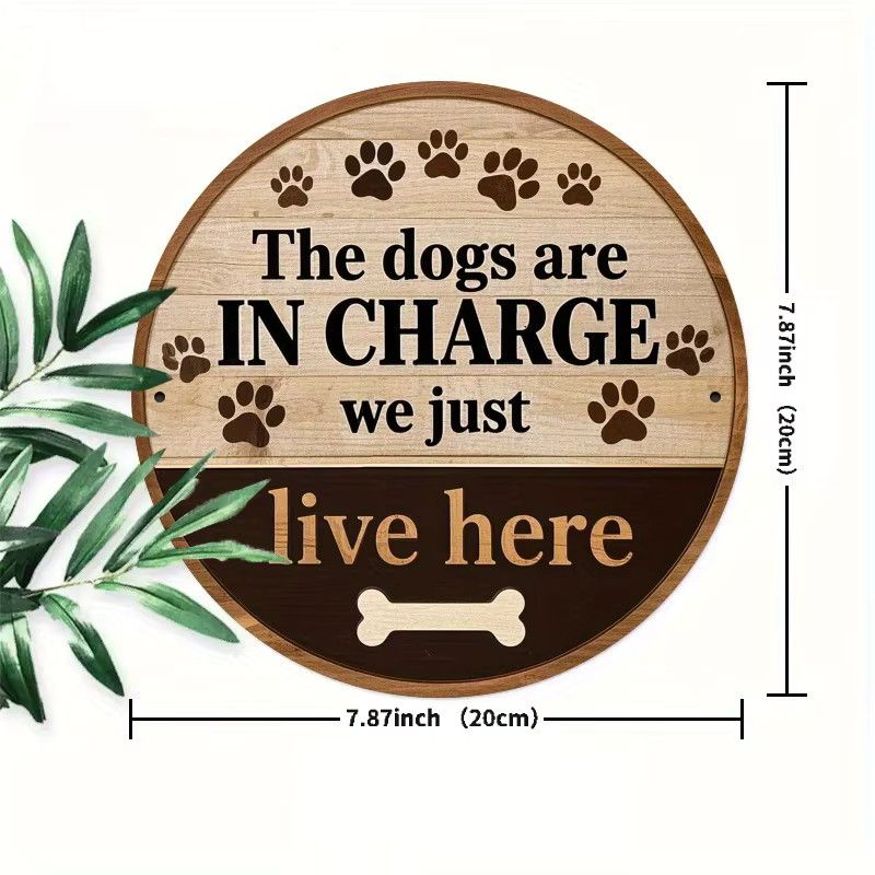 Potdemiel Dog Deco Vintage Rundes Schild aus Eisen The Dogs Are In Charge Wanddekoration Durchmesser: 20,3 cm - Bild 2