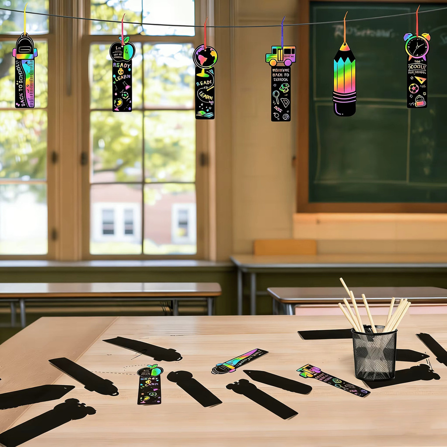 36-teiliges Set Kratz-Kunst-Lesezeichen in Multicolor mit Bambusstäbchen und Schnüren für kreative Bastelprojekte - Bild 3