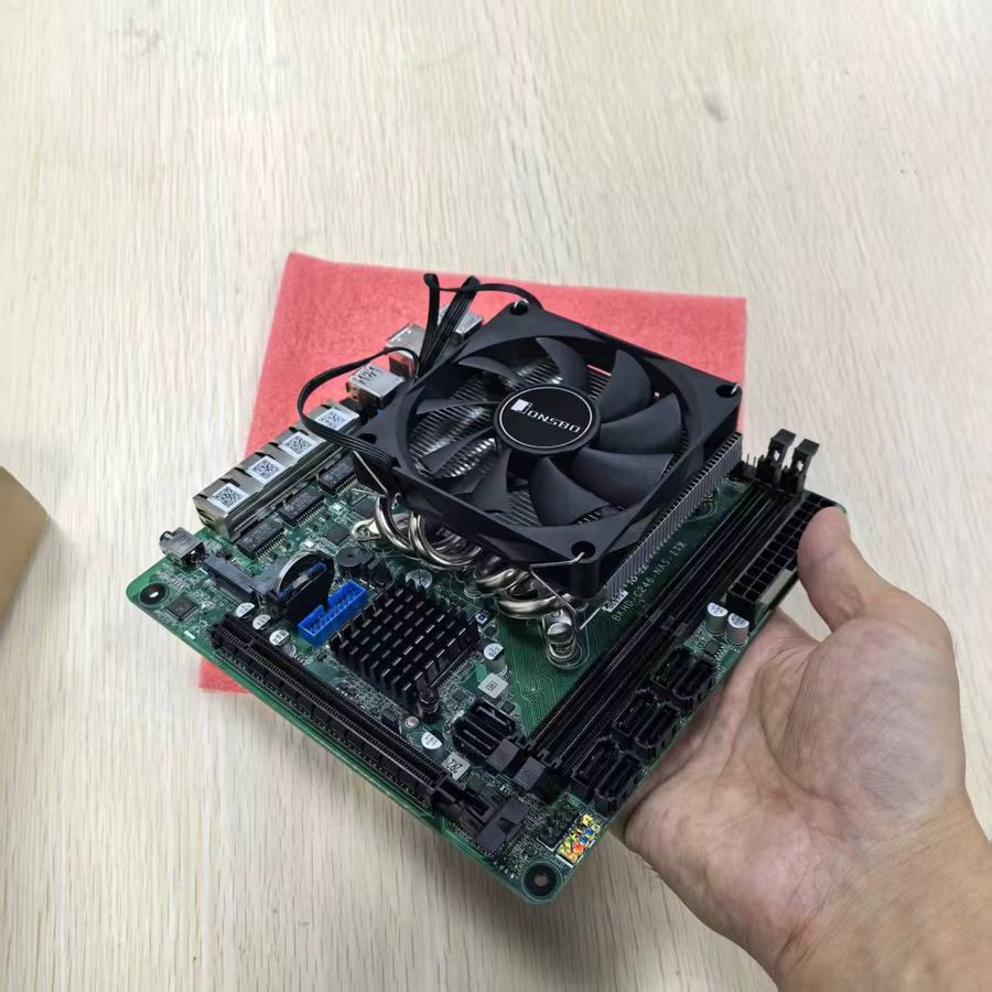 YiHESZ E-2124/2124G+C246 ITX NAS Motherboard mit 8 SATA 3.0, 4x 2,5G LAN I226, 2x M.2 NVME, 2x DDR4 und PCIE 16X, LGA1151, inklusive Kühler - Bild 2