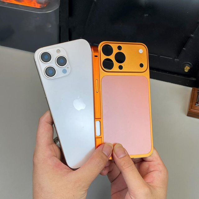 YULIN Schutzhülle für iPhone 16 Pro, iPhone 16, iPhone 14 und iPhone 13 Pro Max mit Metallrahmen, Kameraschutz und mattem Finish in Orange - Bild 1