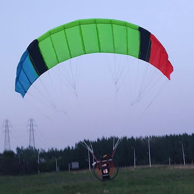 SHUAICHI RC Powered Paraglider, Spielzeug, mit Fernbedienung - Bild 1