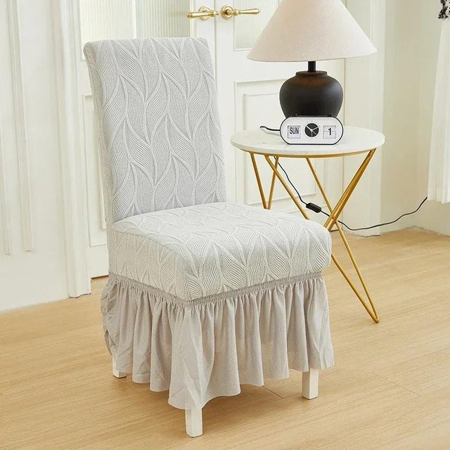 Abnehmbarer Jacquard Esszimmerstuhlbezug in Beige mit Schößchen aus Stretch-Material - Bild 1