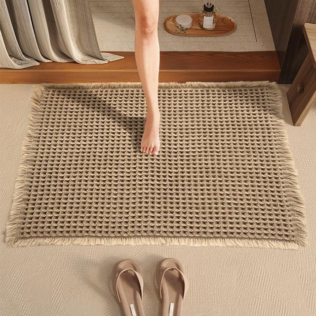 Rutschfeste Badezimmer-Fußmatte von Yiran Furniture in Braun, B/B: 46 x 62 cm - Bild 1