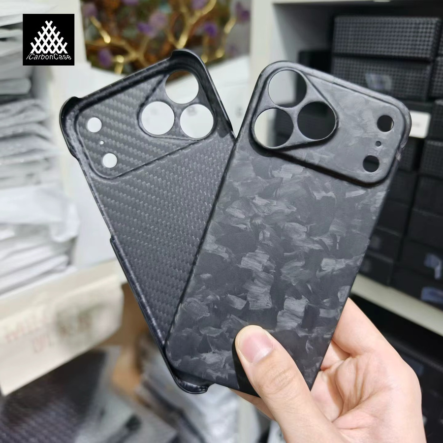 Premium Kohlefaser-Hülle für iPhone 17 Pro Max in Mattschwarz, echt geschmiedete ultraleichte Schutzhülle - Bild 1