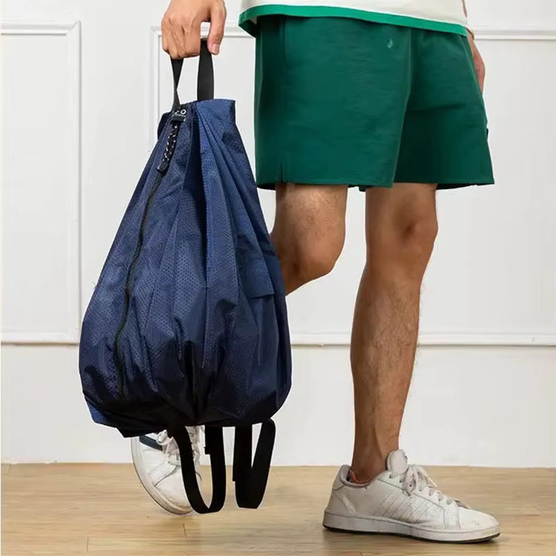Faltbarer wasserdichter Trockensack Rucksack von Untior für Outdoor, Wandern und Reisen in Grau und Blau - Bild 5