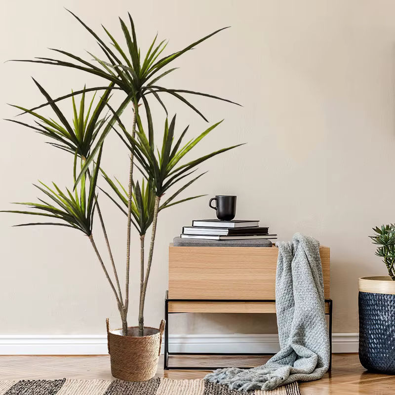 Künstliche Dracaena-Pflanze von ON-Merit in Grün, tropischer Topfbaum aus Kunststoff für deine Innendekoration und deinen Garten - Bild 2