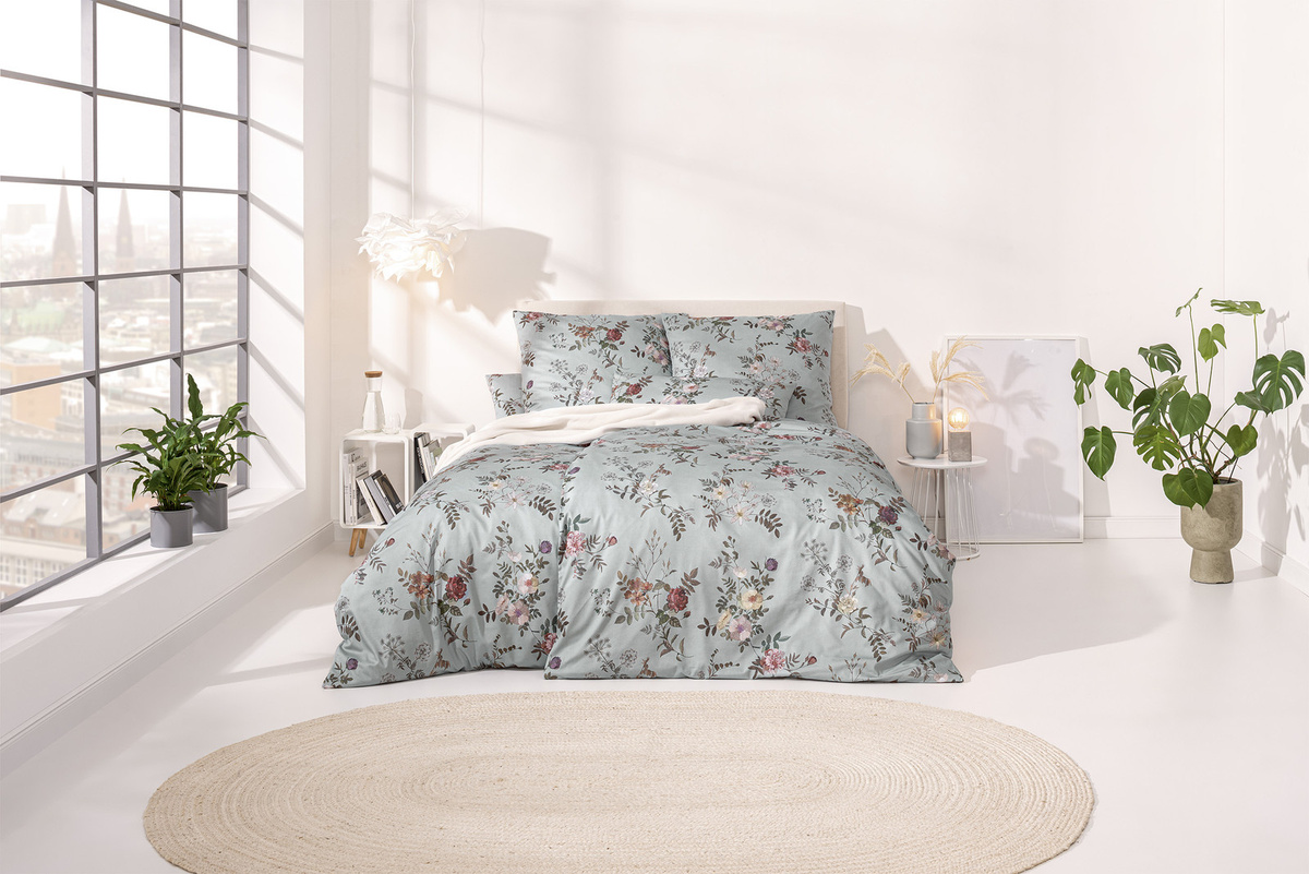 Estella Mako-Satin Bettwäsche Estefania Salbei Blütenzweige mit Bettbezug und Kissenbezug, Farbe: Grün, B/H: 155 x 220 cm, Kissenbezug: 40 x 80 cm - Bild 1