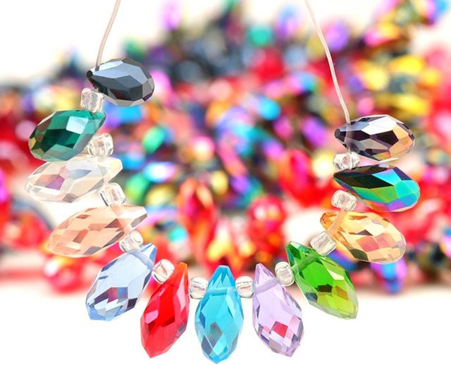 QIAO Kristall Teardrop Perlen, Multicolor, Glas, 50 Stück - Bild 1