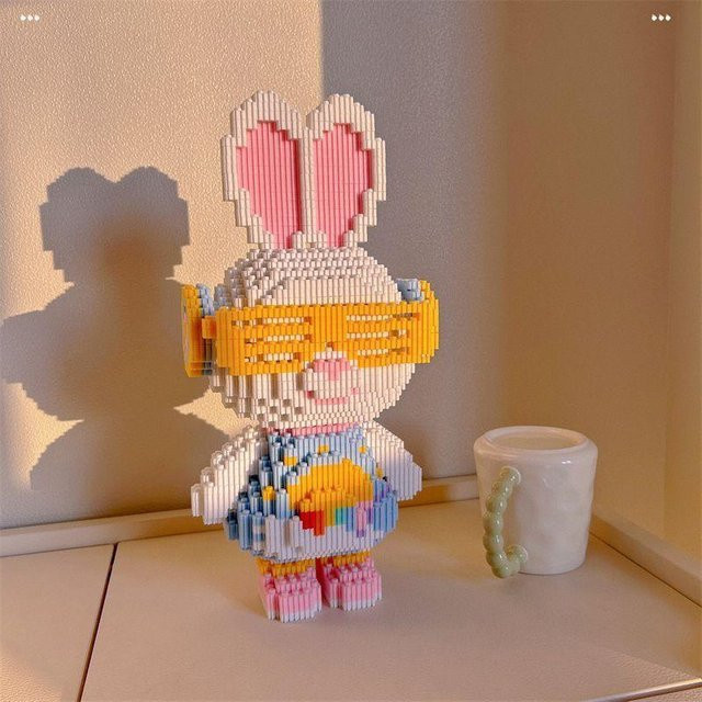 Fashnics Mini Buntes Kaninchen 3D Modell, Baustein Montage Spielzeug, mit Licht, ab 3 Jahren - Bild 1