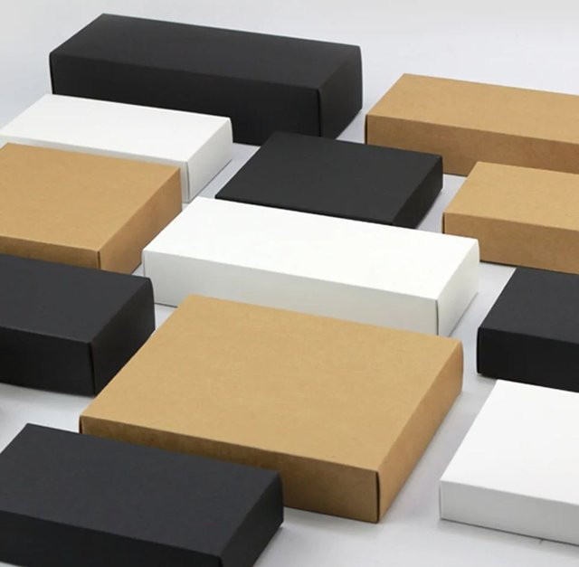 20 Stück Geschenkboxen aus Papier in Schwarz-Weiß als Geschenkverpackung für Kosmetik - Bild 1