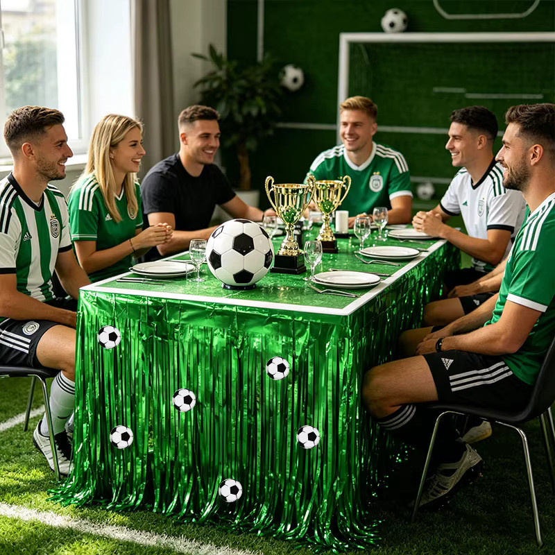 ZQNYCY Fußball-Party-Tischdecke Set mit Quasten und Aufklebern, rechteckig, grün, Sport-Dekoration für Geburtstag und Party - Bild 2