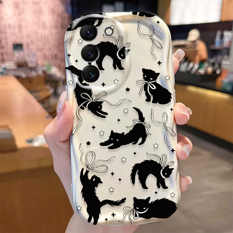 Handyhülle mit Schwarzer Katze und Schleife für Samsung Galaxy S26 S25 S24 S23 S22 S21 S20 Plus Ultra FE A73 A71 A57 A56 A55 A54 5G Cover in Schwarz und Multicolour - Bild 1
