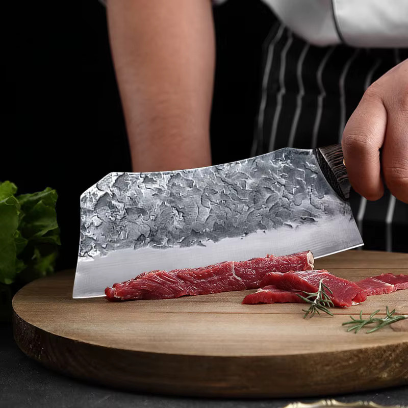 GuanQi Handgeschmiedetes Küchenmesser mit Holzgriff als Ultrascharfes Metzgerbeil zum Fleischschneiden und Fischfiletieren - Bild 3