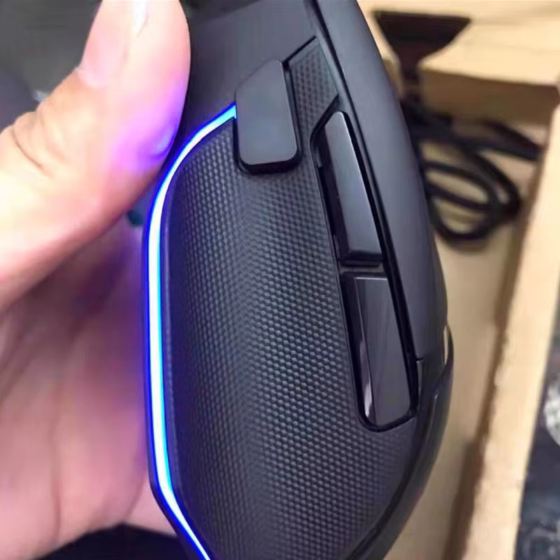 Razer Basilisk V3 Pro Anti-Rutsch-Grip Set in Schwarz mit 3M-Aufklebern für kabelgebundene und kabellose Mäuse - Bild 2