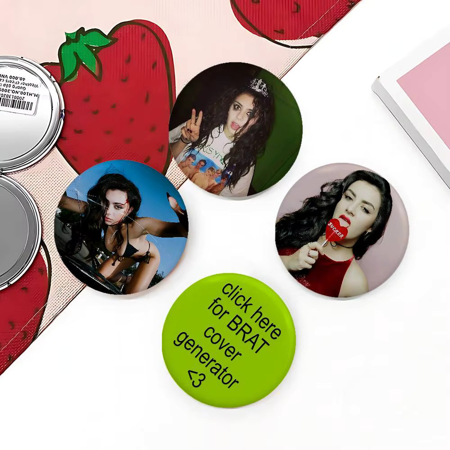 Brosche Singer C-Charli Xcx Cover, Bunt - Bild 2