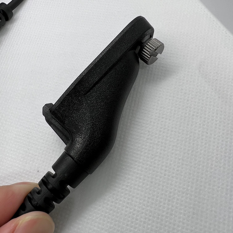 Motorola PMMN4024A Robustes Funkgerät-Lautsprechermikrofon mit PTT für Walkie-Talkie DP4400 DP4401 APX2000 DGP8550 DGP8050 in Schwarz und Rot - Bild 3