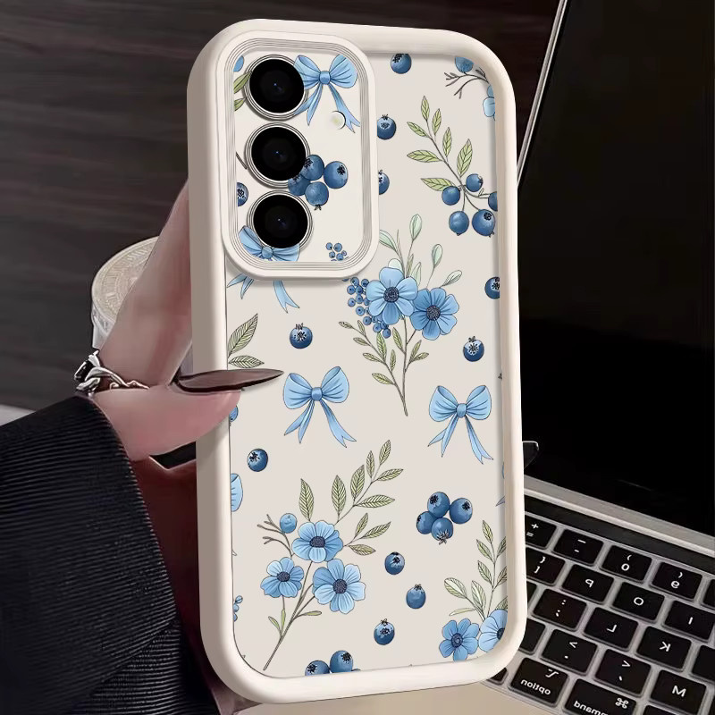 Samsung Handyhülle mit Blumen-Blaubeer-Muster in Blau und Multicolour, weiche TPU Schutzhülle für Galaxy S25 Ultra, S24 Ultra, S23 Ultra, S25 Edge, S24, S23 FE und S22 Plus - Bild 3