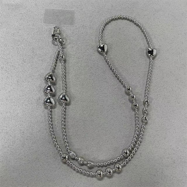 Handykette Umhängetasche mit handgefertigter Perlenkette in Silber - Bild 1