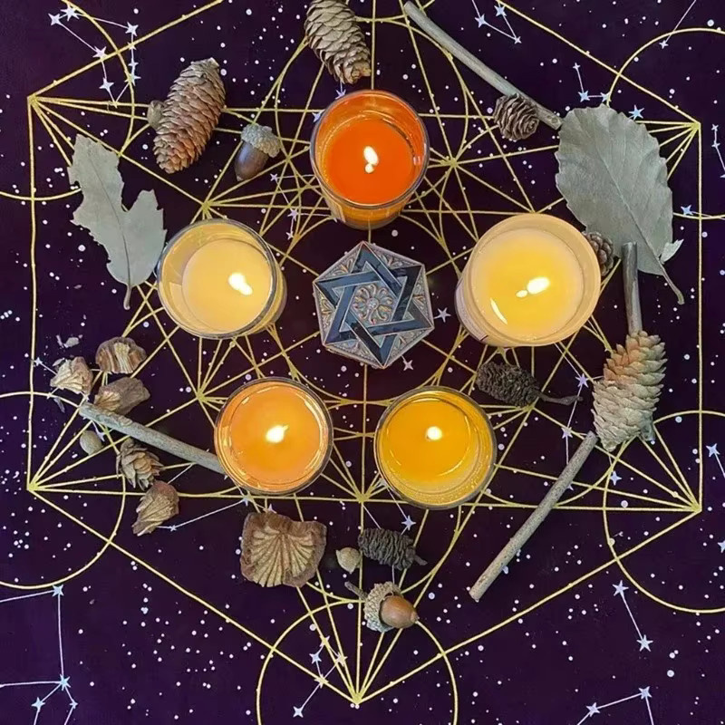 VIKAMA Altar-Tarot-Tuch in Multicolour, Boho Wandteppich und Kartenlese-Tischdecke aus Textil - Bild 2