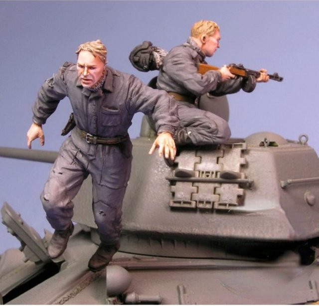 BAANFU GK-Panzerbesatzung, Harzfigur, Maßstab 1:35, 2 Personen, unmontiert, unbemalt - Bild 1