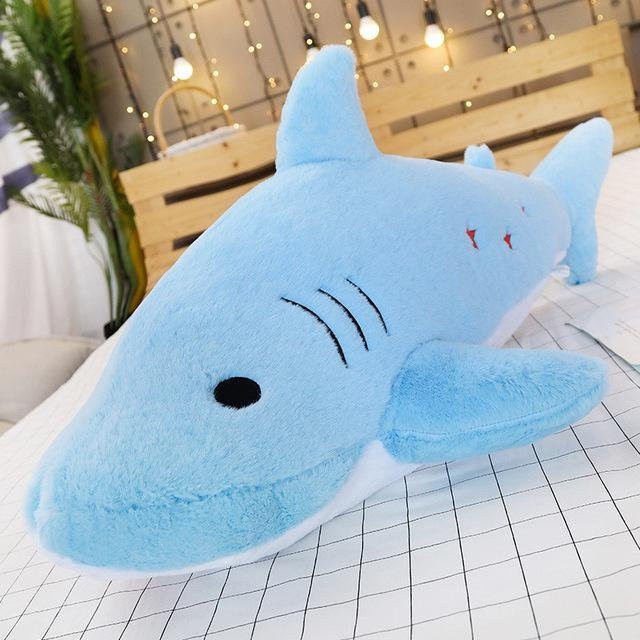 Kidsly Hai-Plüschtierkissen, weicher Fisch, 50cm, ab 3 Jahre - Bild 1