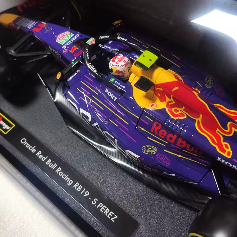 Bburago Red Bull RB19 Rennwagen-Modell, 1:18, aus Legierung, ab 14 Jahren - Bild 3