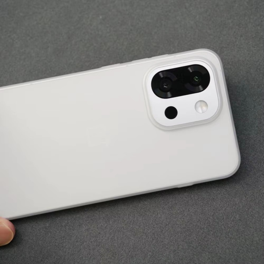 OnePlus 15 Hülle ultradünne matte Schutzhülle aus PP in Transparent/Weiß - Bild 3