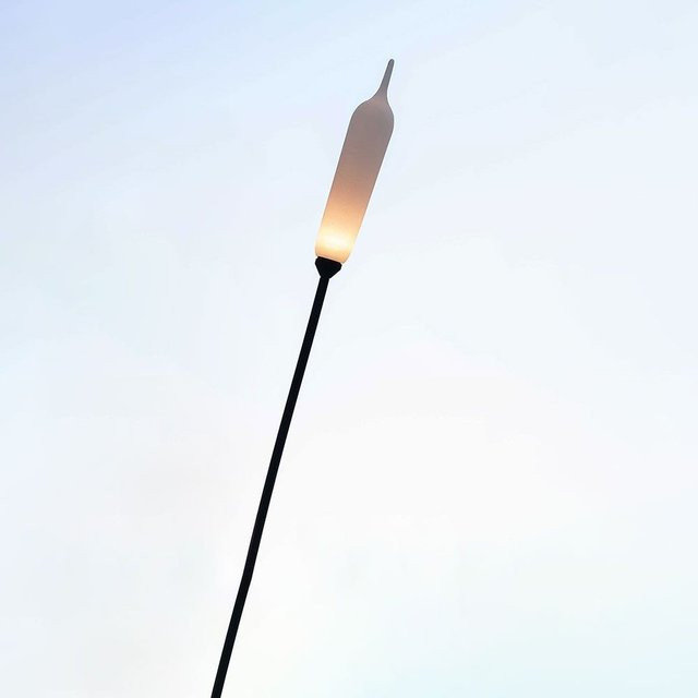 Karman Nilo LED-Außenleuchte mit Erdspieß in Schwarz Matt, Höhe: 150 cm - Bild 1
