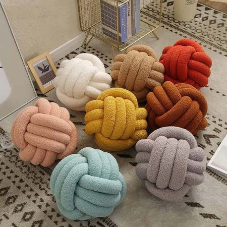 Inyahome Handgefertigtes geknotetes Kugelkissen aus Plüsch in Lammwolle-Optik, rund, Farbe: Braun, Boho-Dekokissen für Sofa und Bett