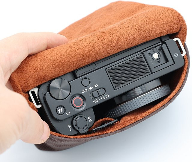 SHENGMEIYU Kamera-Aufbewahrungstasche für Sony ZV1, ZVE10 und Canon G7X III, Innenmaß B: 11 cm, T: 7 cm, H: 4 cm, Farben: Rot und Braun - Bild 1