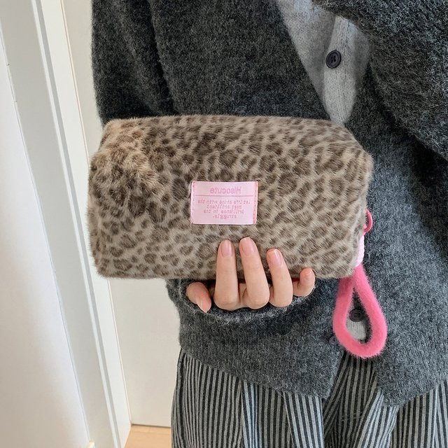 eTya Make-up-Etui Leopardenmuster, Damen - Bild 1