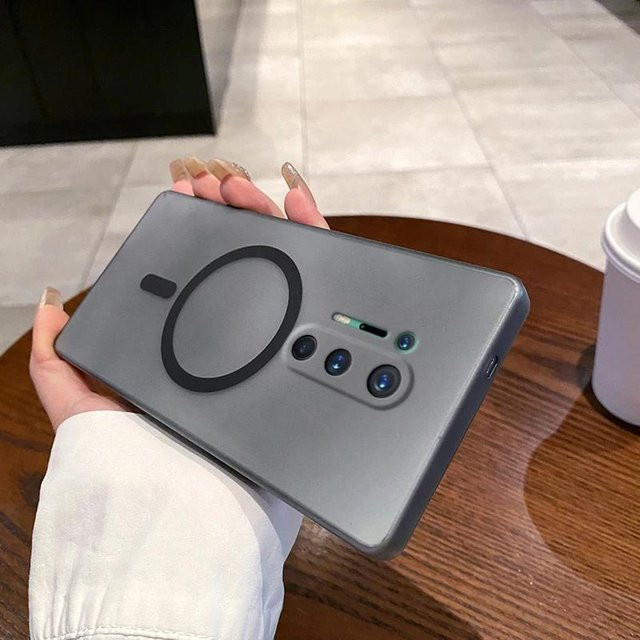 Magnetische Handyhülle für OnePlus 8 Pro in Grau mit Unterstützung für kabelloses Laden und mattem Finish - Bild 1