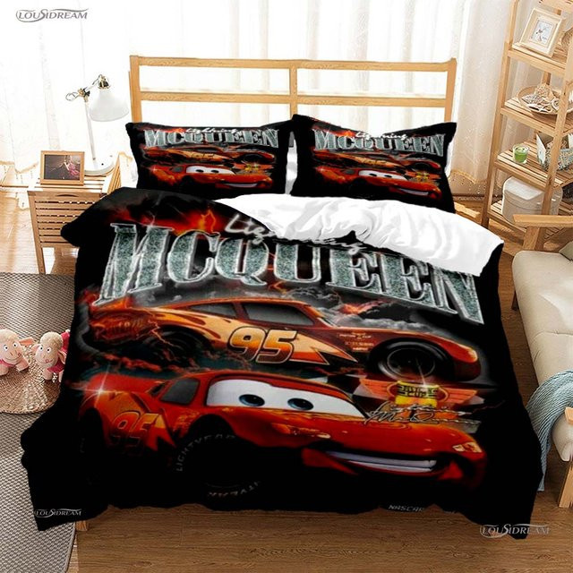 Pixar McQueen Auto Bettwäsche-Set mit Bettbezug und Kissenbezügen in Rot, B/H: 180 x 220 cm - Bild 1