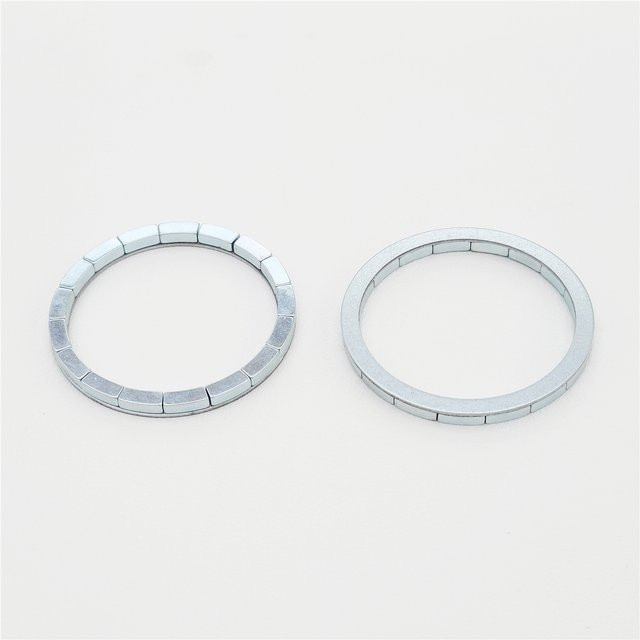 PhoFir Magnetische Ringe für MagSafe Drahtlose Ladegeräte und Auto Halterungen, Silber, 4 mm Dicke - Bild 1