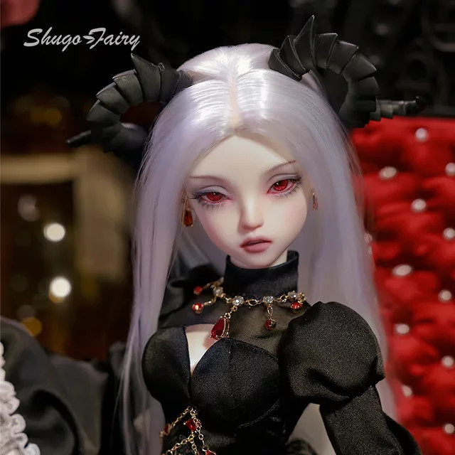 Bubo Fantasy Barly Puppe, 1/4, Dunkelrote Augen, Ziegenhexe, Magische Schwarze Robe, Spitze, Vanguard Halfter, Fischgrätenkette - Bild 1