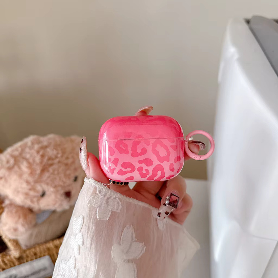 Apple AirPods Hülle mit Leopardenmuster in Schwarz-Rosa und Haken im Retro-Stil für AirPods 1, 2, 3, 4 und Pro 2/3 - Bild 3