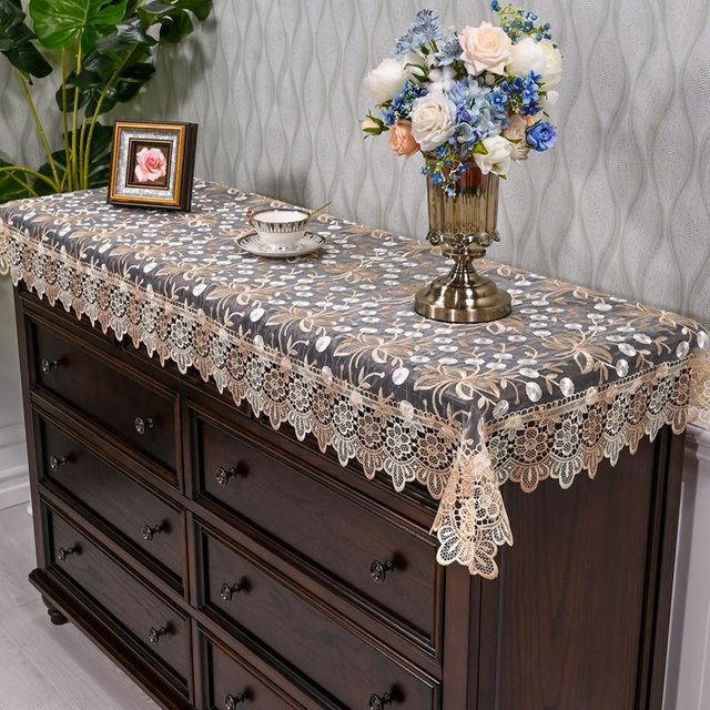 Bestickte Tischdecke Julliette Traum in Beige mit floralem Muster, rechteckig, B/T: 150 x 60 cm - Bild 1