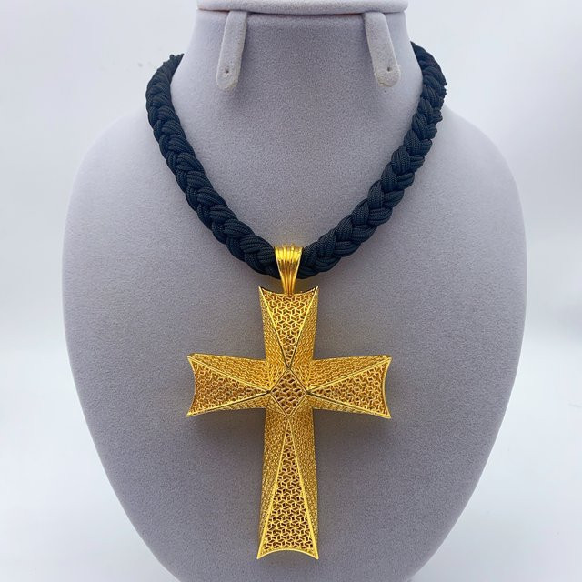 XUHUANG Anhänger Kreuz, Goldfarbe, Schwarz, Unisex - Bild 1