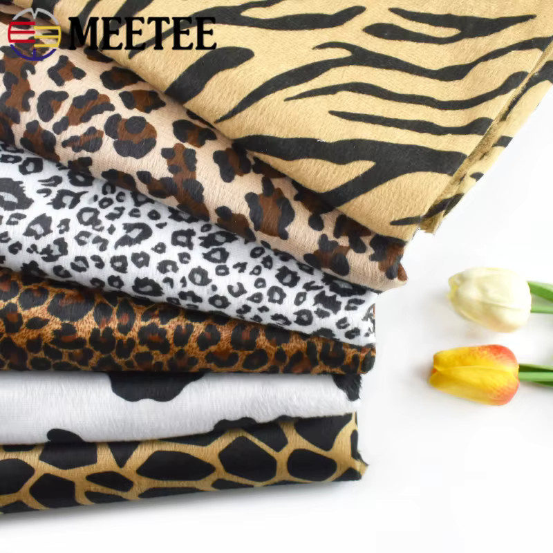 Meetee Leopard Plüschstoff mit Tigerstreifen-Jacquard-Muster für DIY-Projekte, B: 145 cm, L: 45/90 cm - Bild 3