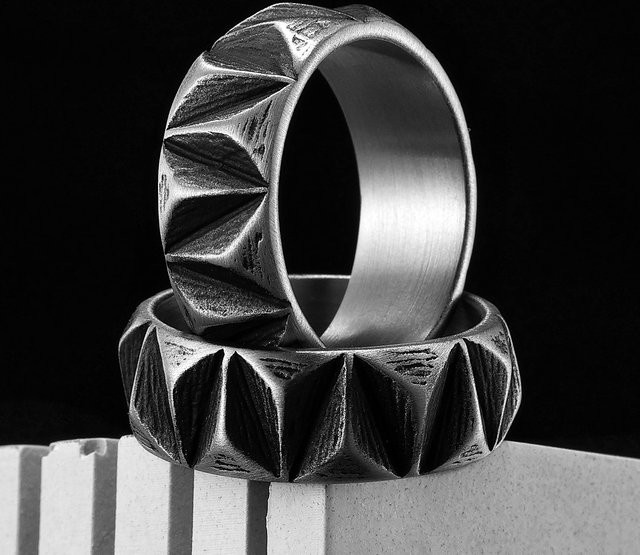Metal Town Ring Edelstahl, Unisex, Geometrische Schnitte - Bild 1