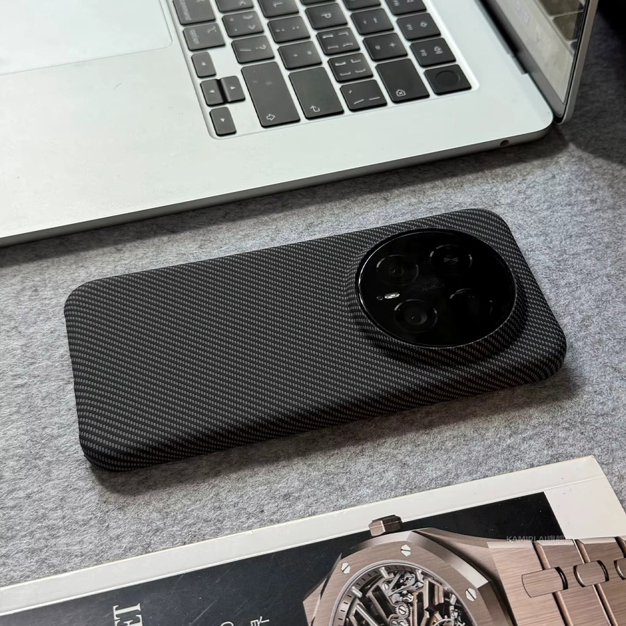 Schutzhülle mit Carbon-Faser-Textur für Honor Magic8 Pro und Honor Magic7 Pro in Schwarz - Bild 3