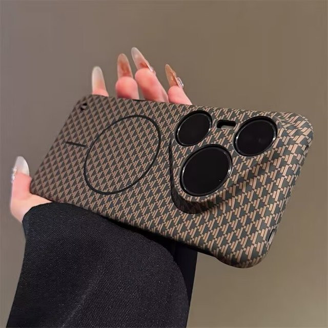 Ultradünne Kohlefaser-Kevlar-Schutzhülle für Huawei Pura 80 70 Ultra und Mate 80 70 60 Pro Plus mit MagSafe-Kompatibilität in Blau und rahmenloser Hartschale - Bild 1
