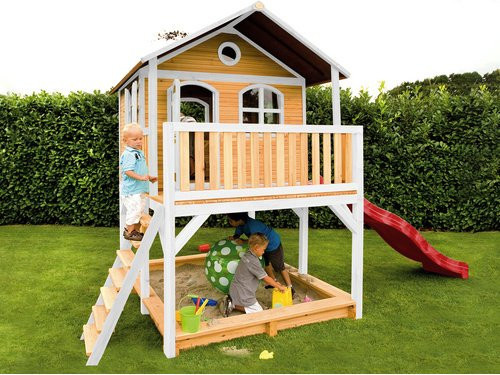 Axi Marc Spielhaus aus Holz in Braun und Weiß mit roter Rutsche, B/H/T: 432 x 293 x 212 cm - Bild 2