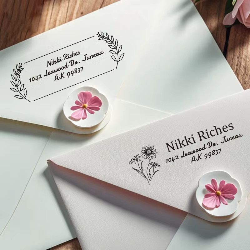 Personalisierter selbstfärbender Adressstempel in Schwarz für Briefe, Grußkarten und Geschenkverpackungen - Bild 3