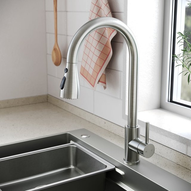 SONNI Waschtischarmatur aus Edelstahl mit Ausziehbrause und 3 Wasserflussmodi in Silber - Bild 1