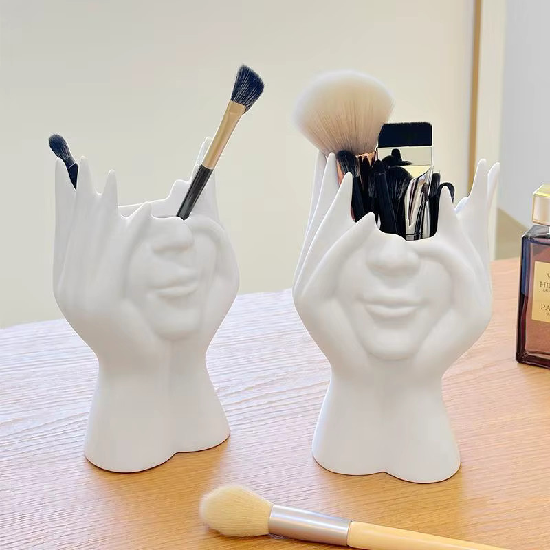 Abstrakter Aufbewahrungszylinder in Gesichtsform als moderne künstlerische Dekoration und Schreibtisch-Organizer aus Keramik und Resin - Bild 2