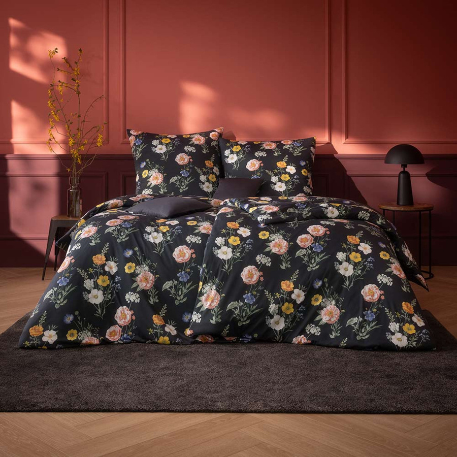 Estella Mako Jersey Bettwäsche Fiona Flowerpower Gelb Schwarz mit Bettbezug und Kissenbezug B/H: 155 x 220 cm, Kissen: 80 x 80 cm - Bild 1