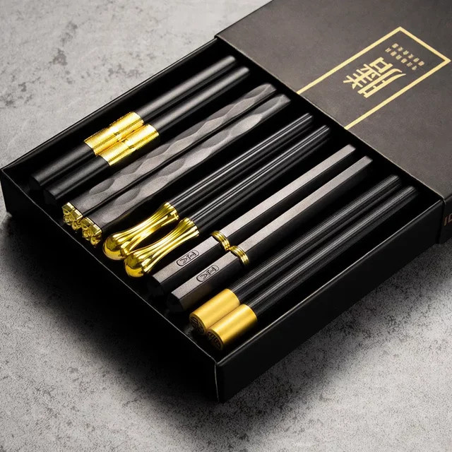 5 Paar JANKNG Essstäbchen aus Zinklegierung in Schwarz und Gold für Sushi und Küche - Bild 1