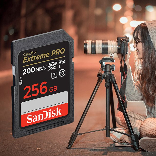 SanDisk SD-Speicherkarte Ultra Extreme Extreme PRO UHS-I C10 U3 V30 für Kamera in Schwarz - Bild 1