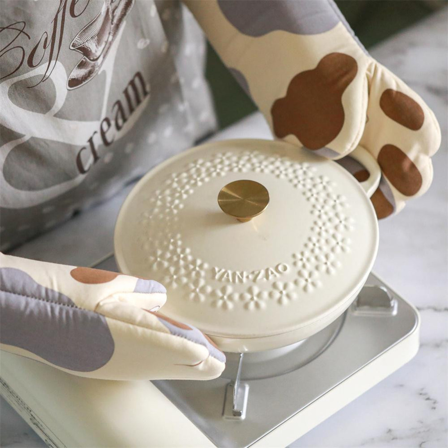 Baumwollhandschuhe mit Katzenpfoten-Design als isolierende Ofenhandschuhe für Grillen, Kochen und Backen, rutschfest, mehrfarbig - Bild 3